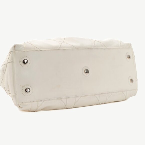 Christian Dior Le Trente White Cannage Leather Ruffle Tote - Picture 5 of 13